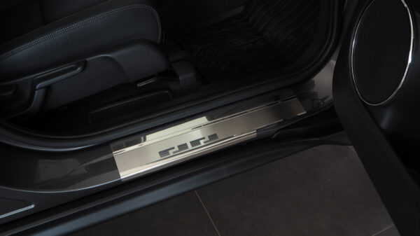 Alufrost Prahové lišty NEREZ - Honda HR-V II 2014-2021