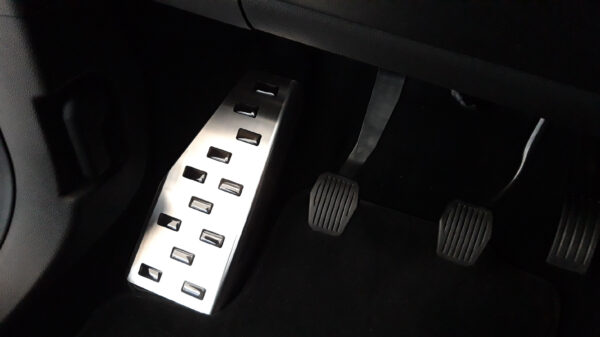 Alufrost Opierka nohy NEREZ -  Ford KUGA II  2013-2019