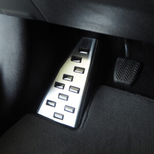 Alufrost Opierka nohy NEREZ -  Toyota AURIS II 5D 2012-2019
