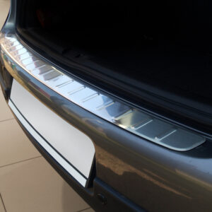 Lista na naraznik Avisa Volkswagen GOLF V.  2003-2008